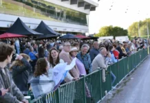 Sportieve hoogstandjes en een passievol publiek op Victoriapark Wolvega